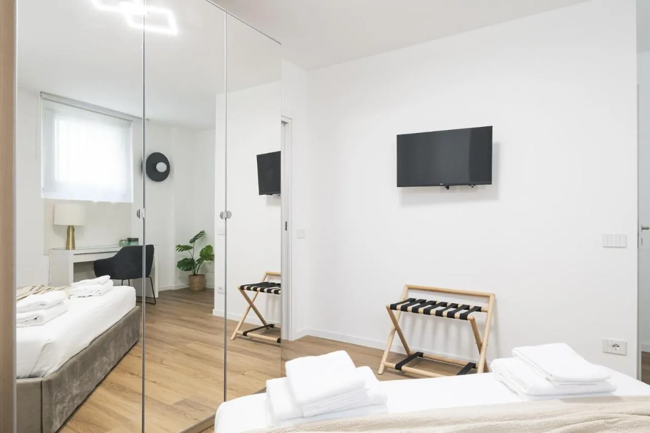 Apartament Easylife - Dimora Di Lusso A Milano In Zona Colonne Włochy