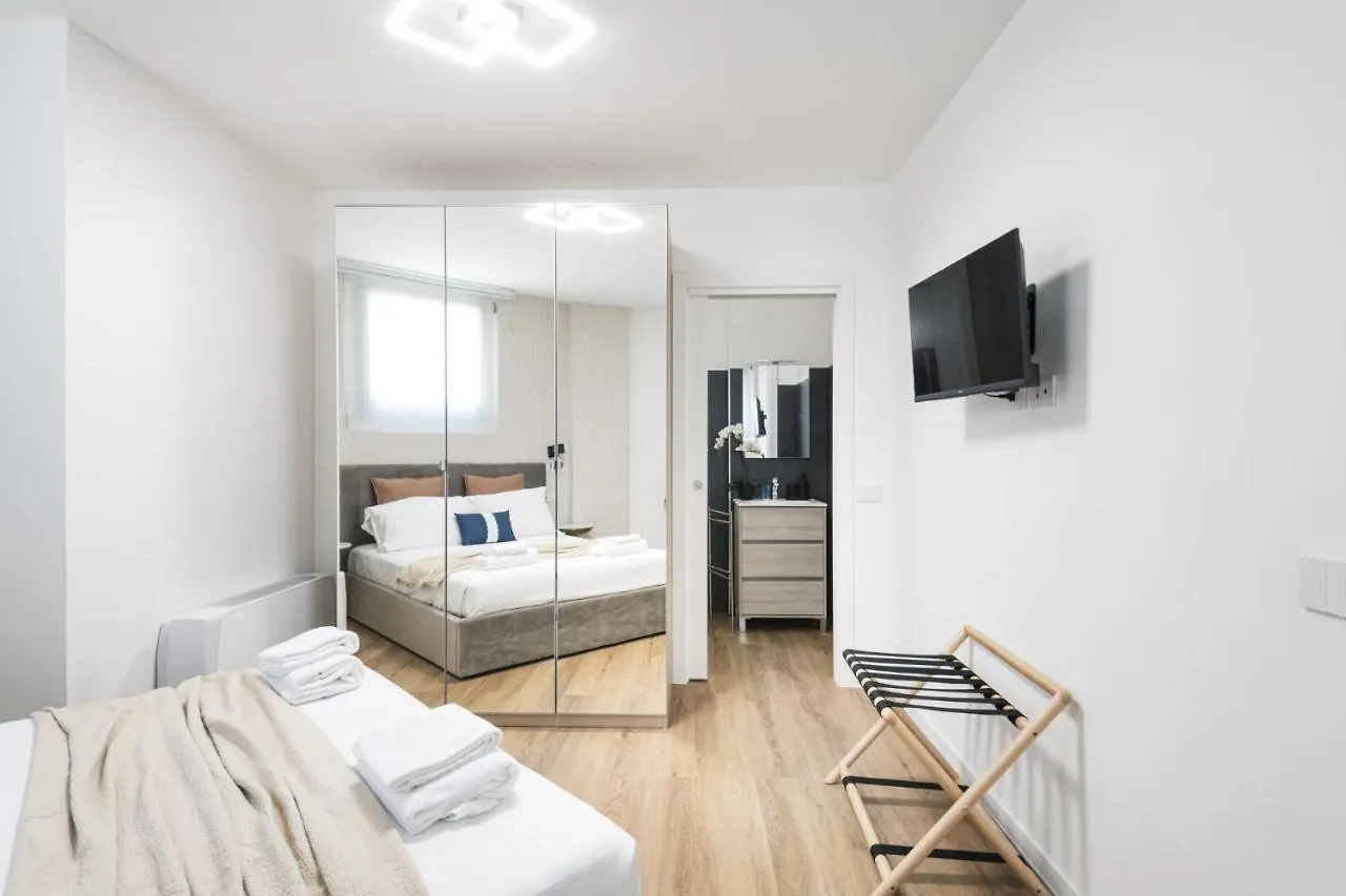Apartament Easylife - Dimora Di Lusso A Milano In Zona Colonne